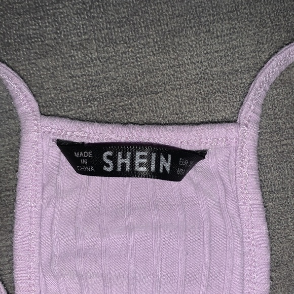Shein crop top - Picture 3 of 3